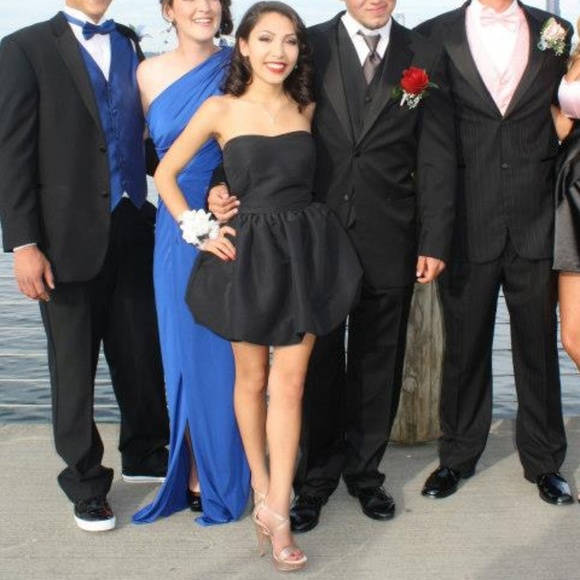 Little Black Dress - Picture 1 of 3